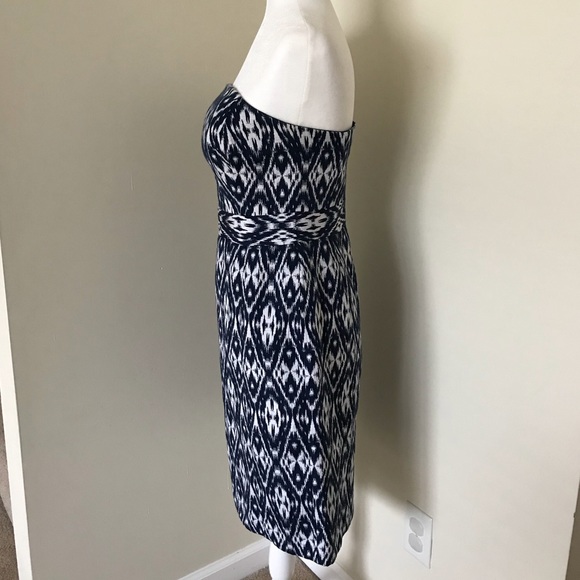 ⭐️ Banana Republic Ikat strapless dress 👗 - Picture 4 of 8